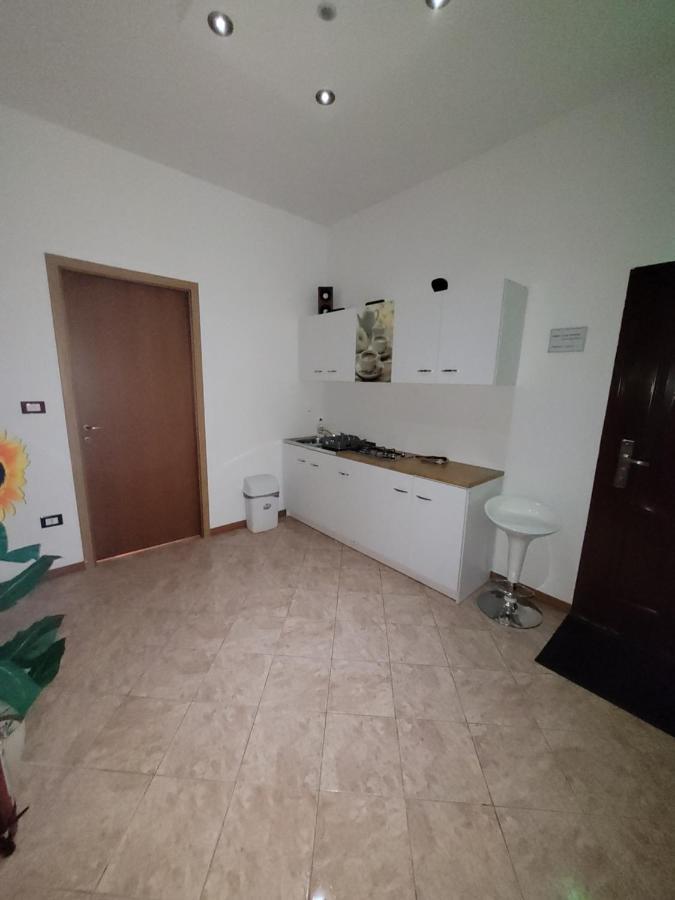 Casa Patryk Hotel Orşova Buitenkant foto