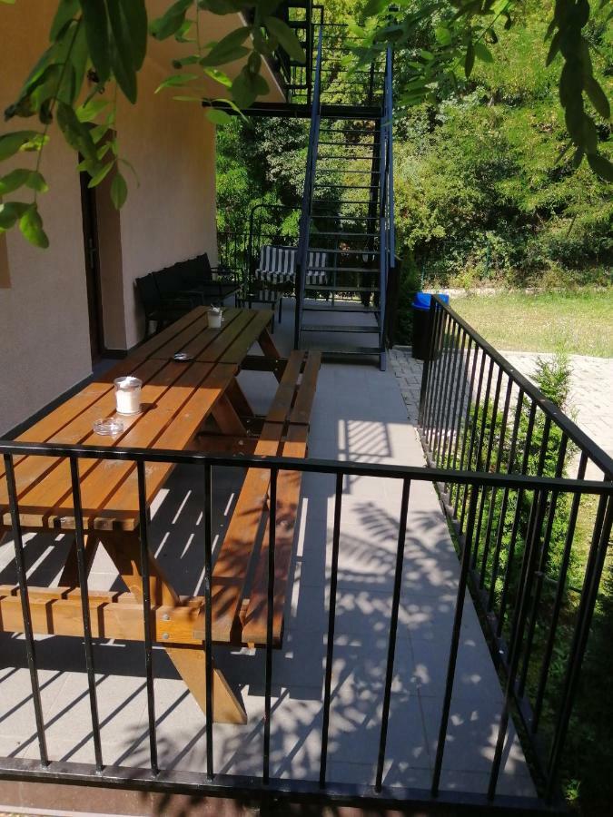 Casa Patryk Hotel Orşova Buitenkant foto